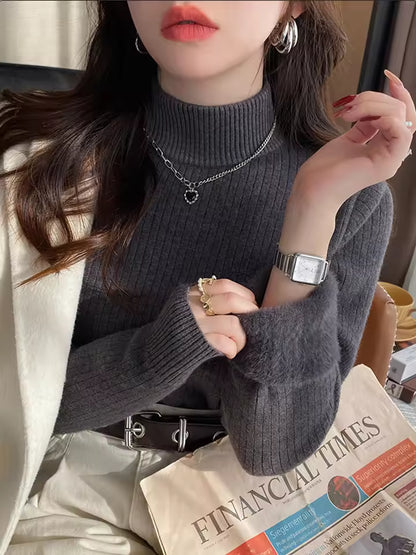Women's Turtleneck Sweater Winter 2025 Retro with Velvet Lining Thickened Inner Wear Thermal Knitting Bottoming Shirt Pullovers