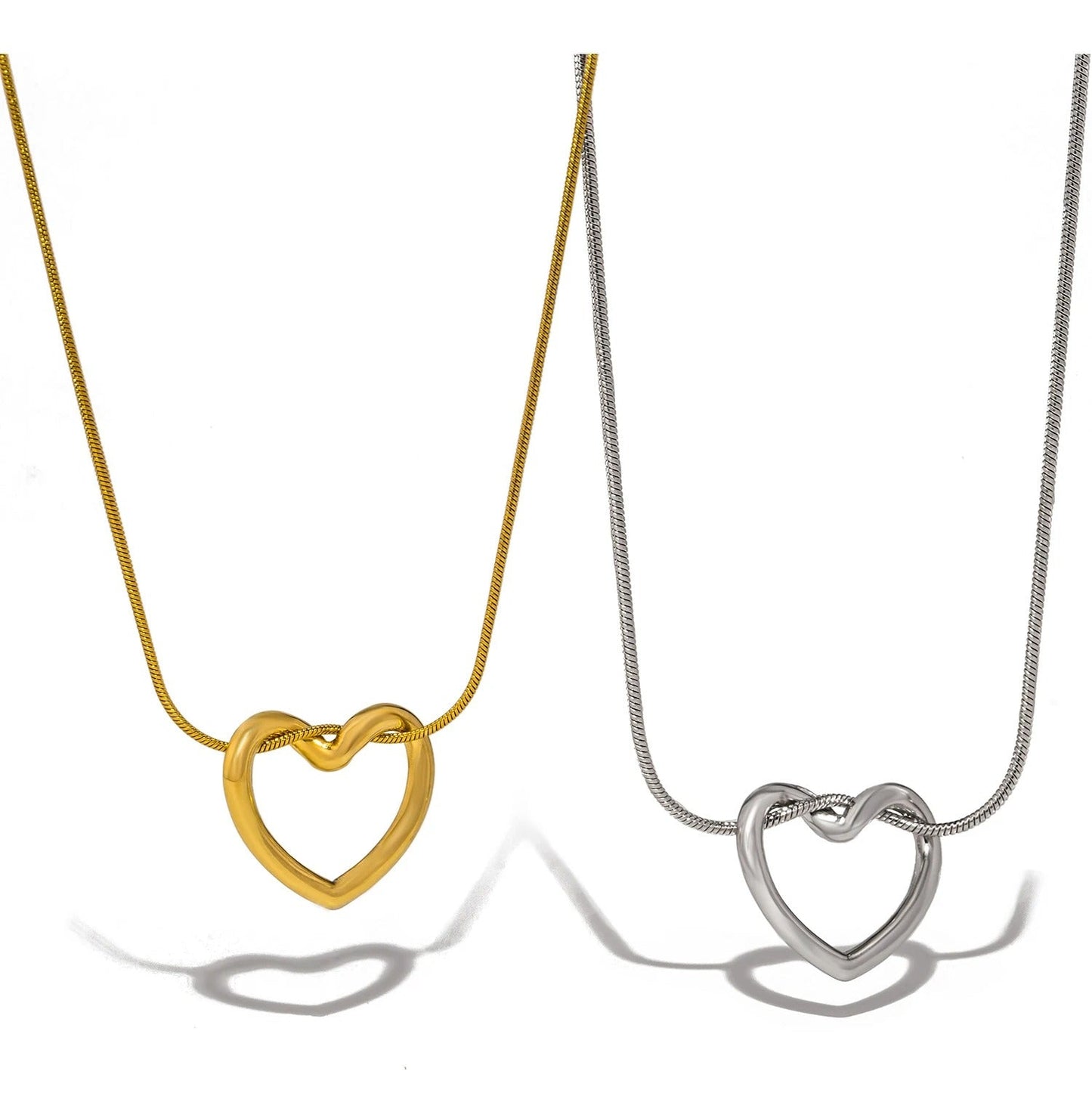 Dainty Gold Color Heat Love Pendant Collar Necklace Stainless Steel Exquisite Fashion Jewelry Best Gift for Her 2024